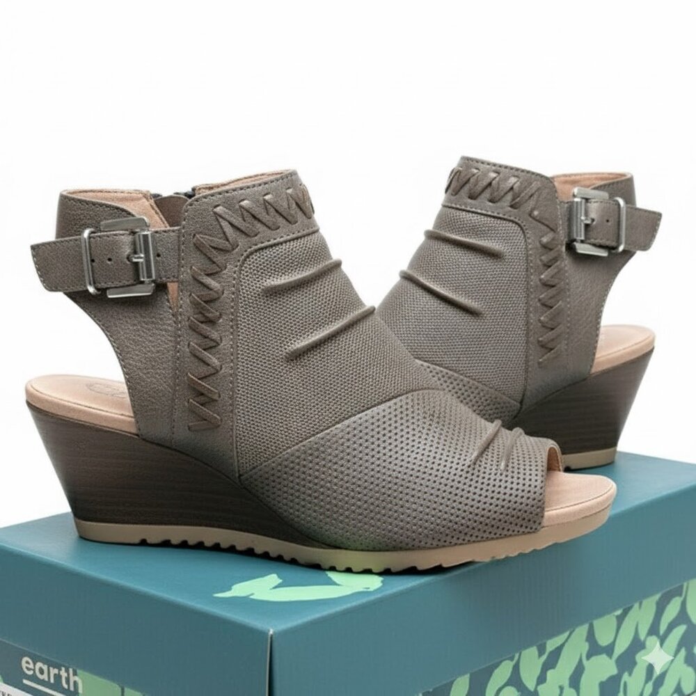 Earth Attalea Wedge Sandals Women 9.5 Blue Gray Leather Comfort